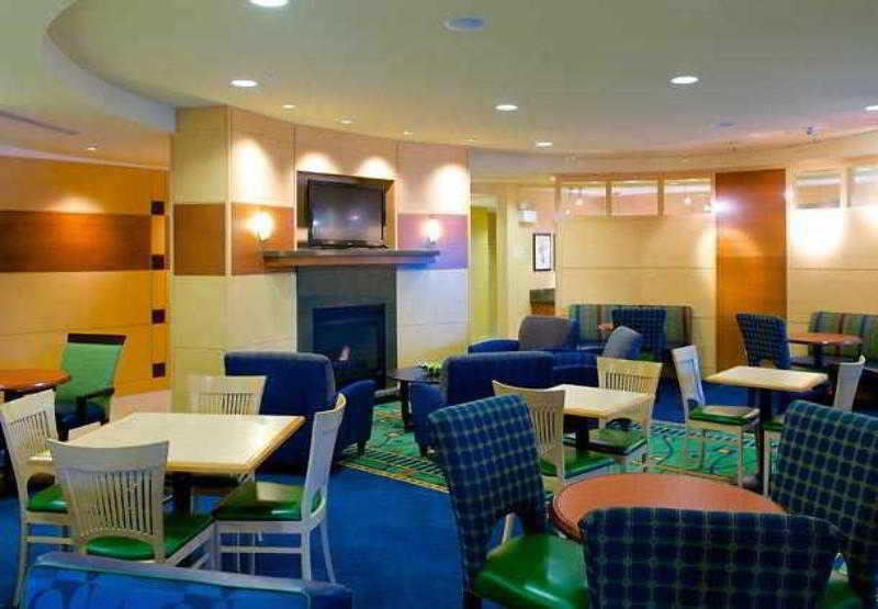 Springhill Suites By Marriott Portland Vancouver Restaurant photo